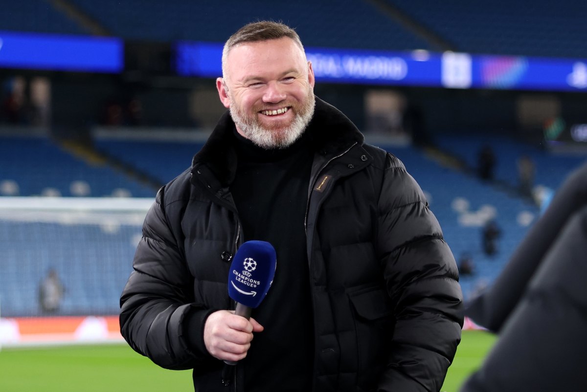 Wayne Rooney Calls Out Crap World Cup Halftime Show Featuring Justin Bieber