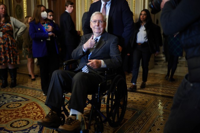 usmagazine.com - Ryan Hudgins - Mitch McConnell Releases New Photo, Not 'Medically Cleared' to Leave Rehab and Return to Senate