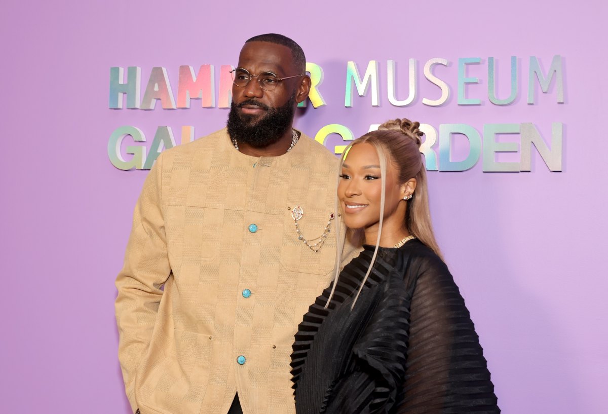 LeBron James Wife Blasts Critics After Leaving Lakers