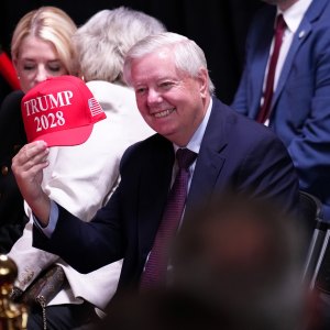 GettyImages-2229959931lindseygrahamiranwar.jpg