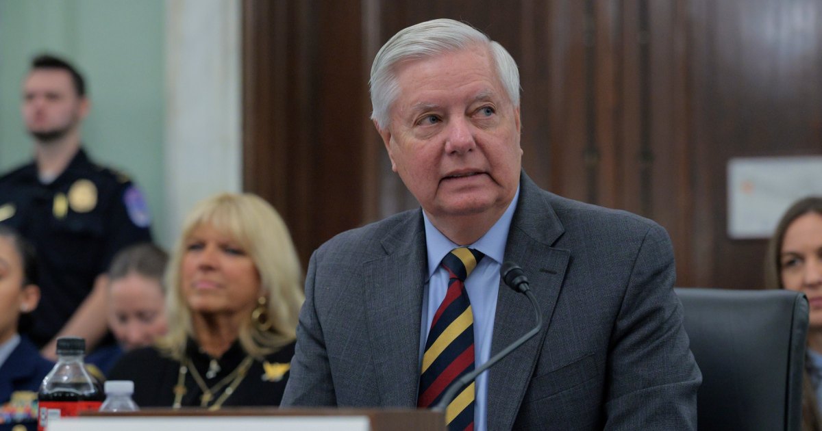 Sen. Lindsey Graham Complained of Feeling Unwell Before His Death: ‘I Can’t Die Now’ Sen. Lindsey Graham Complained of Feeling Unwell Before His Death: ‘I Can’t Die Now’