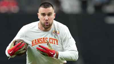 Travis Kelce Arrives to Chiefs Camp for 1st Time After Marrying Taylor Swift