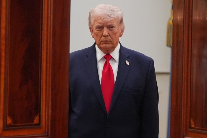 Donald Trump Press Conference Cristian Romero Snubs Donald Trump's Handshake at World Cup Final
