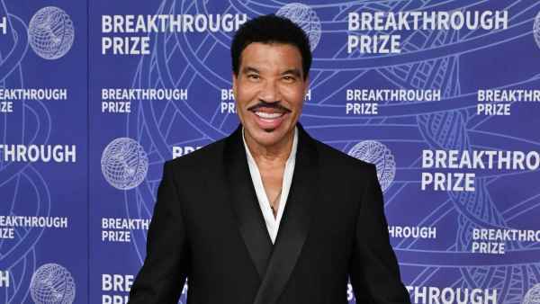 Lionel Richie's Recent Health Scare Explained: Updates, Show Cancellations and More