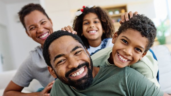 GettyImages-2272972719-ARU-Toothpaste-Treats-Your-Smile-With-the-Same-Ingredient-Scrutiny-You-Apply-to-Every-Serum-You-Buy-e1783361460323