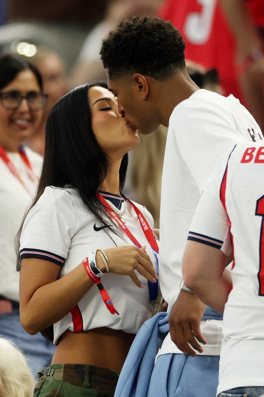 Englands Jude Bellingham and Girlfriend Ashlyn Castros Relationship Timeline