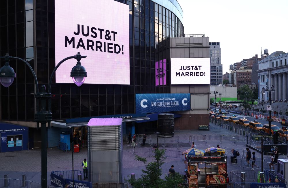GettyImages-2283937312Trump Mocks Taylor Swift and Travis Kelces MSG Marriage Announcement.jpg