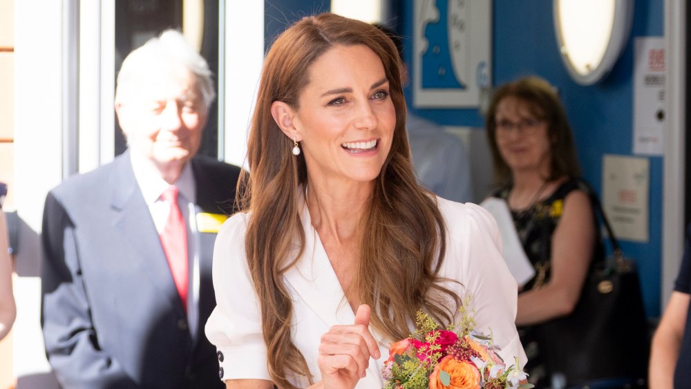 Kate Middleton's White Dress Style Conceals the Upper Arms (and Tummy!)