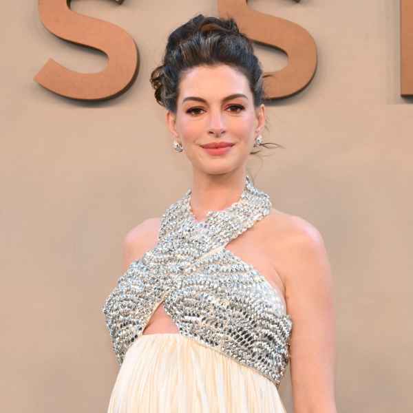 GettyImages-2285533050-Anne-Hathaway-Gets-Candid-About-Pregnancy.jpg
