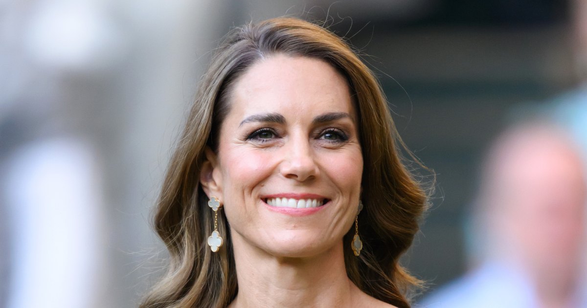 Kate Middleton’s Classy, Go-With-Everything Flats Style Belongs in Everyone’s Rotation Kate Middleton’s Classy, Go-With-Everything Flats Style Belongs in Everyone’s Rotation