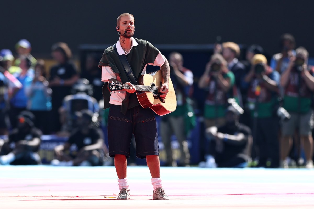 Justin Bieber Performs at 2026 World Cup Halftime Show With 'Ted Lasso' Intro