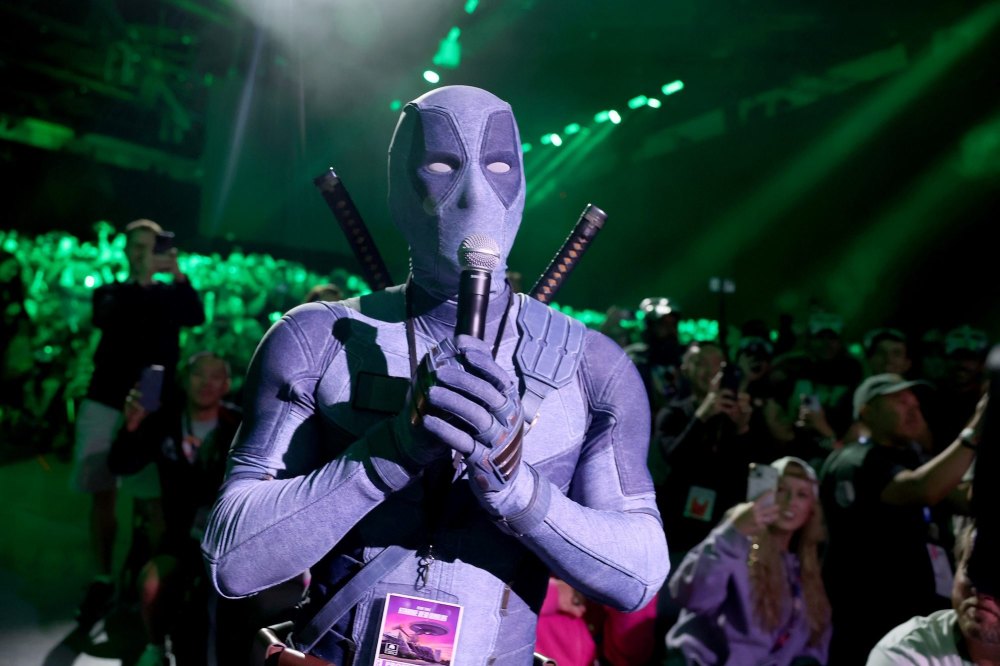 GettyImages-2287656144 ryan reynolds jeanpool