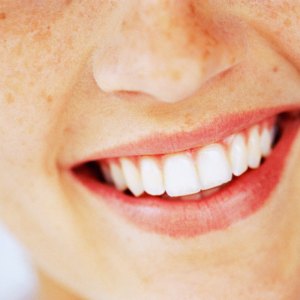 GettyImages-595649-002-ARUs-Electric-Toothbrush-Is-the-Evidence-Backed-Upgrade-Your-Beauty-Routine-Has-Been-Missing
