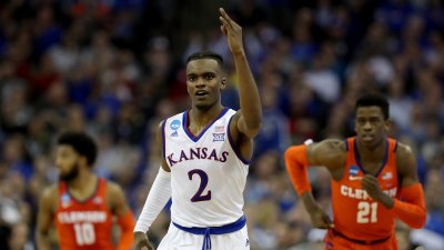Kansas Basketball Alum Lagerald Vick Charged With Attempted Murder
