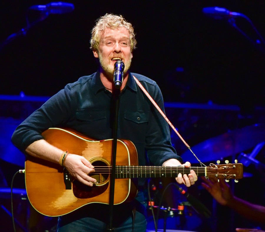 Glen-Hansard-Deaths-Update-GettyImages-1064908704