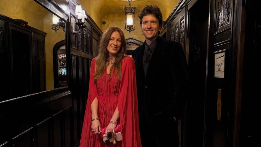 Greg James prozradil detaily ze svatby Taylor Swift a Travise Kelce. Byla to velká sláva