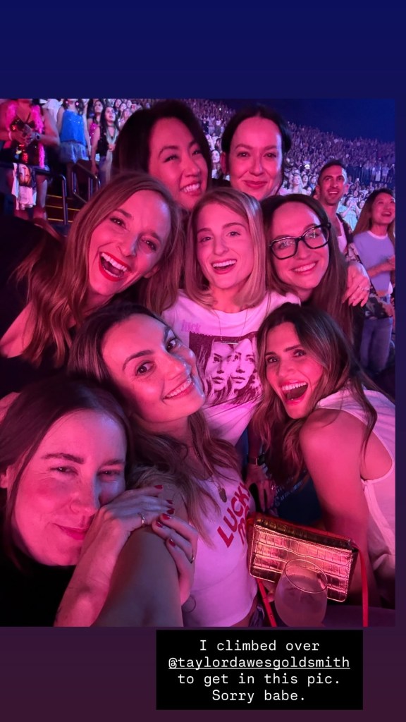 Hilary Duff Celeb Mom Group Attends Her Concert After Ashley Tisdale Drama Stage Moming So Hard LA
