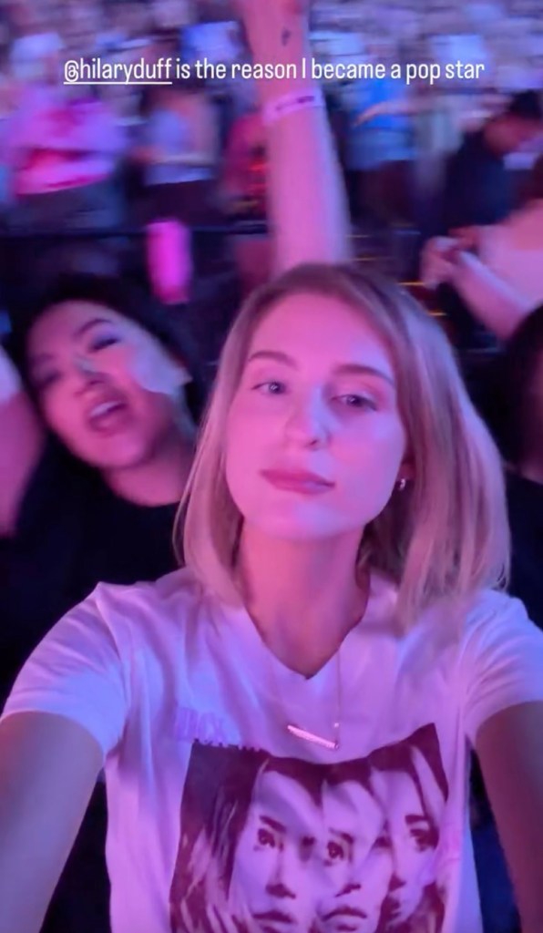 Hilary Duff Celeb Mom Group Attends Her Concert After Ashley Tisdale Drama Stage Moming So Hard Meghan Trainor