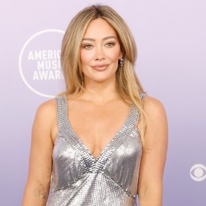 LAS VEGAS, NEVADA - MAY 25: EDITORIAL USE ONLY Hilary Duff attends the 52nd American Music Awards at MGM Grand Garden Arena on May 25, 2026 in Las Vegas, Nevada. (Photo by Taylor Hill/Getty Images)
