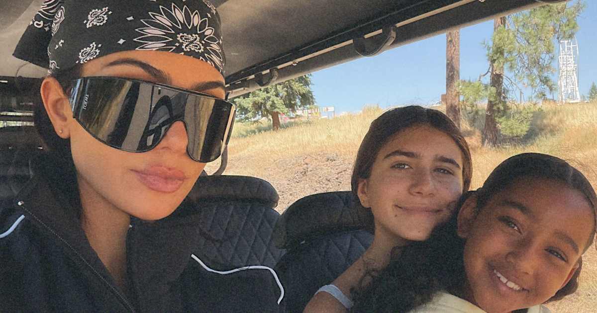 Kim Kardashian Shares Rare Photos With Kourtney Kardashian’s Daughter Penelope Kim Kardashian Shares Rare Photos With Kourtney Kardashian’s Daughter Penelope