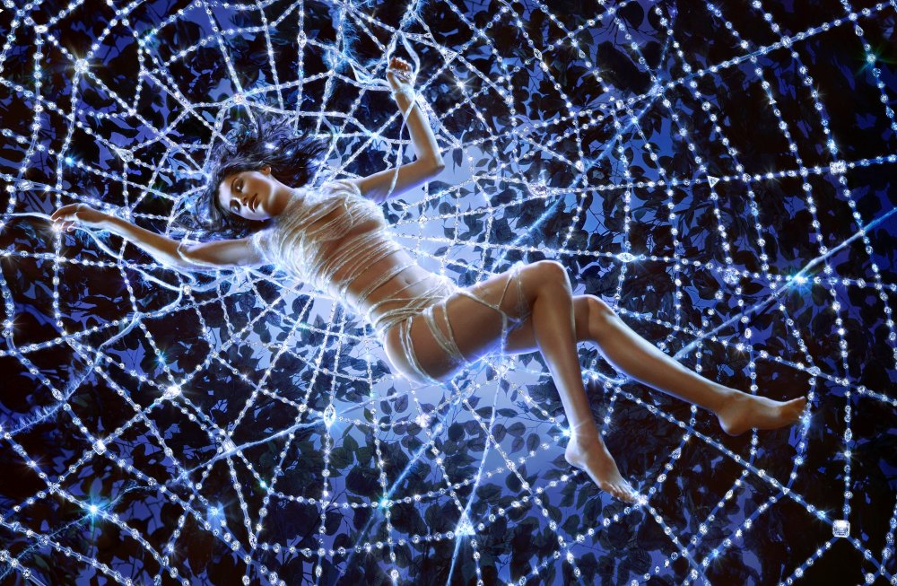 LaetitiaCasta_KLINKO-Diamond-Web.jpg