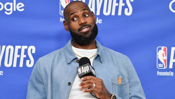 LeBron James Explains Stunning Choice to Join 76ers on Massive Pay Cut