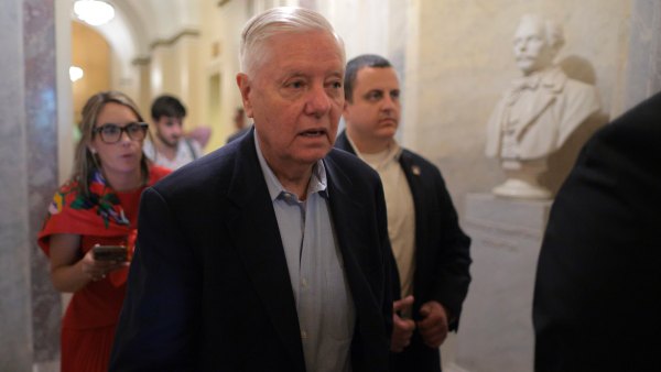 Lindsey-Graham-Cause-of-Death-GettyImages-2279304210