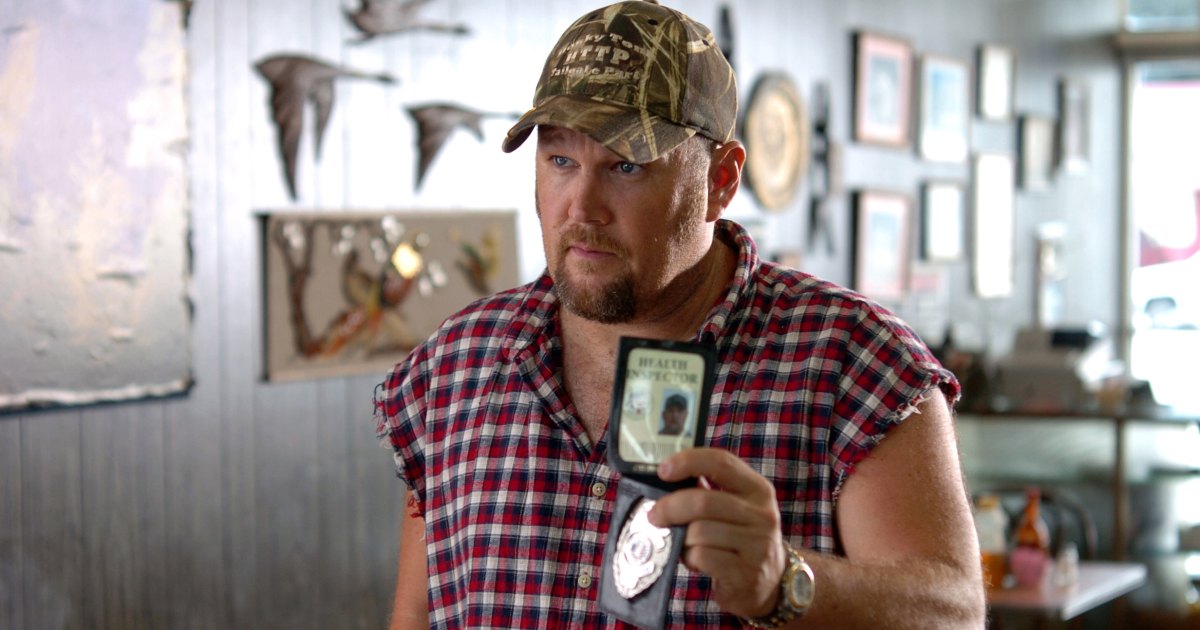 Larry the Cable Guy Shares Update After Hospitalization Forces Production Pause on New TV Show Larry the Cable Guy Shares Update After Hospitalization Forces Production Pause on New TV Show