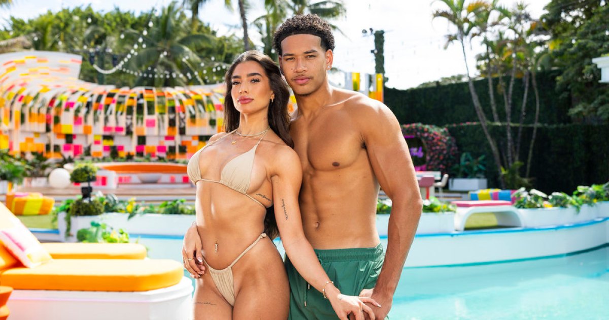 Love Island USA’s Parmida Denies Being in a ‘Lustful’ Relationship With Corbin: ‘We Can Get Deep’ Love Island USA’s Parmida Denies Being in a ‘Lustful’ Relationship With Corbin: ‘We Can Get Deep’