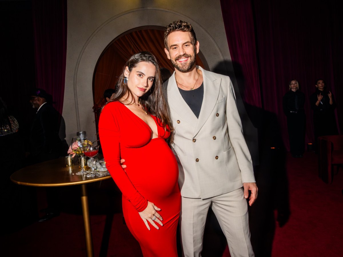 Nick Vialls Wife Natalie Joy Reflects on Incredibly Hard Postpartum Recovery After Welcoming Twins Feature