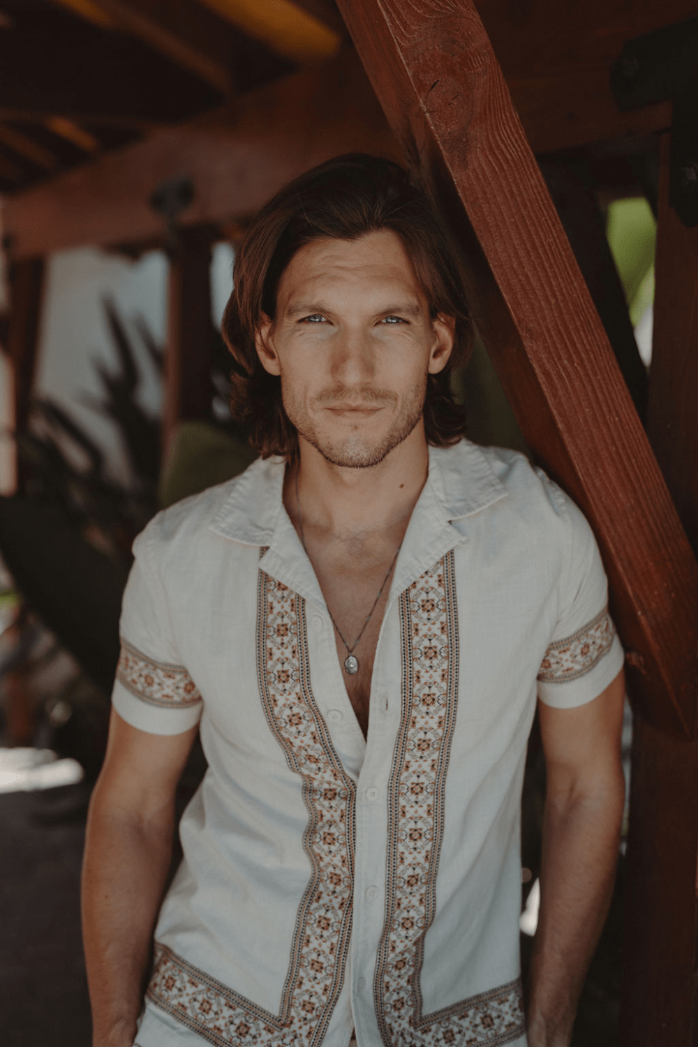 Scott Michael Foster Jokes About Competing With 3 Guys for Love in New Show