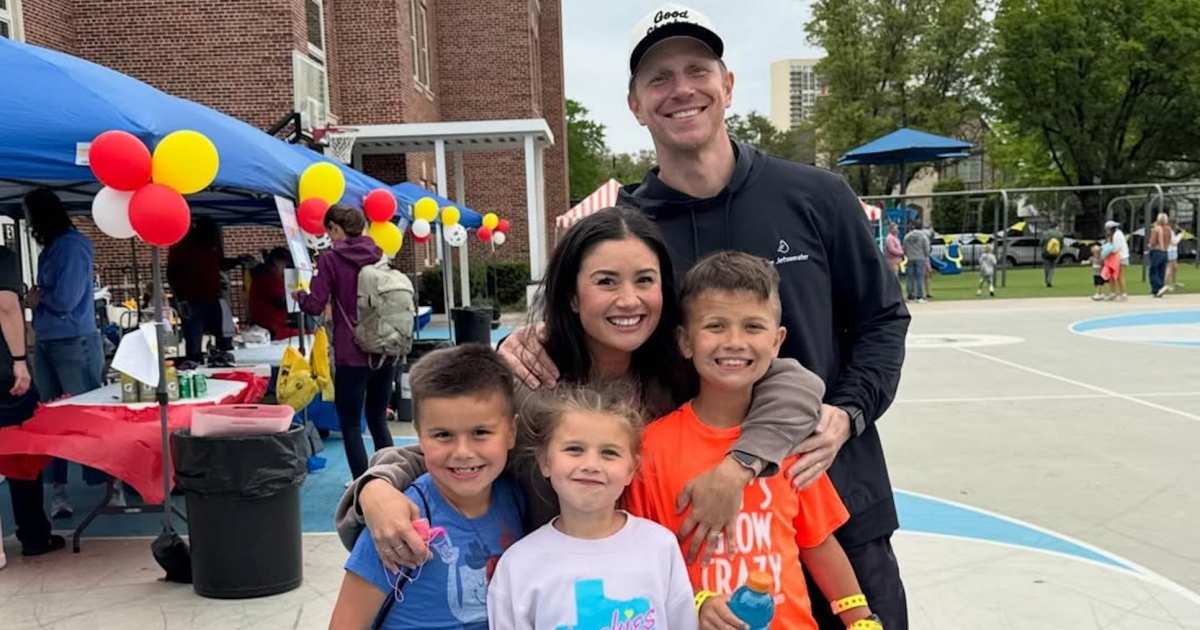 Sean Lowe and Catherine Giudici’s Son Isaiah, 8, Hospitalized, Diagnosed With Type 1 Diabetes Sean Lowe and Catherine Giudici’s Son Isaiah, 8, Hospitalized, Diagnosed With Type 1 Diabetes