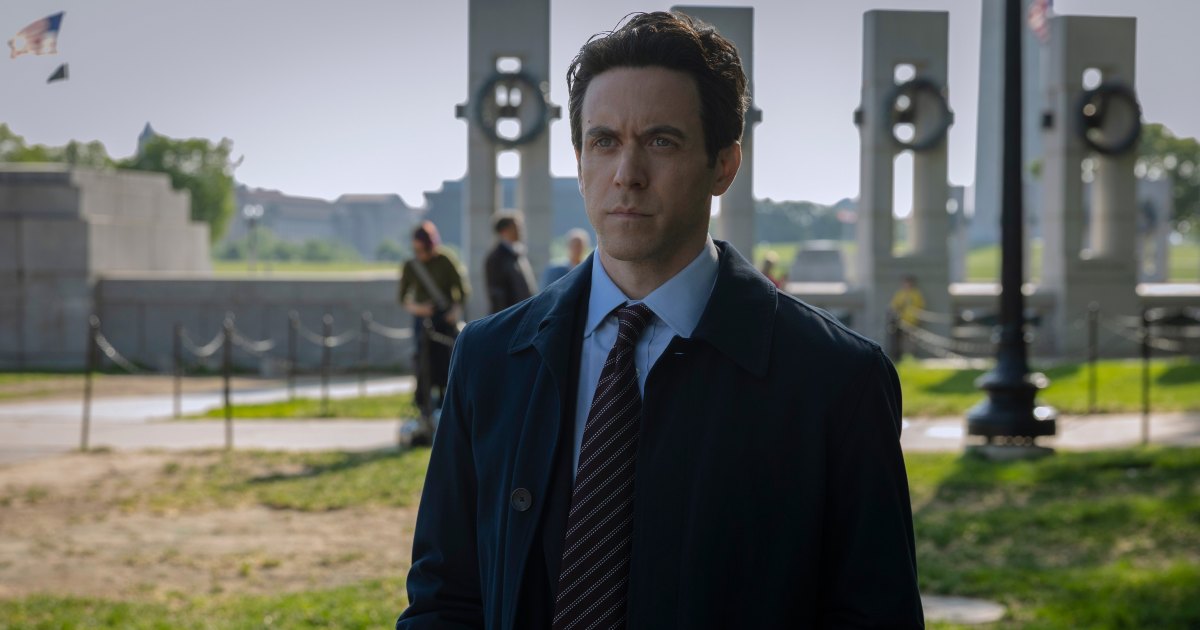 Silo’s Ashley Zukerman Teases How Season 3 Keeps ‘Recontextualizing’ the Story Ahead of Final Season (Exclusive) Silo’s Ashley Zukerman Teases How Season 3 Keeps ‘Recontextualizing’ the Story Ahead of Final Season (Exclusive)