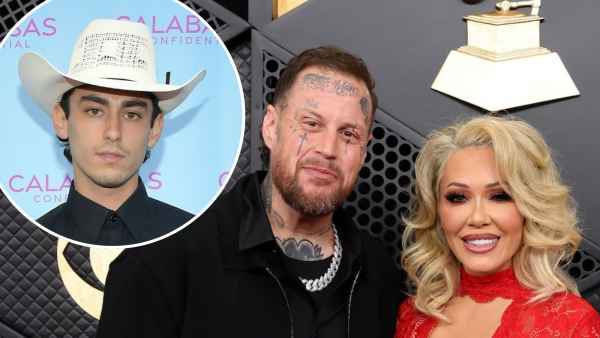 Split-Bunnie-Xo-Allegedly-Kisses-Dylan-Wolf-in-Jelly-Rolls-Bar.jpg