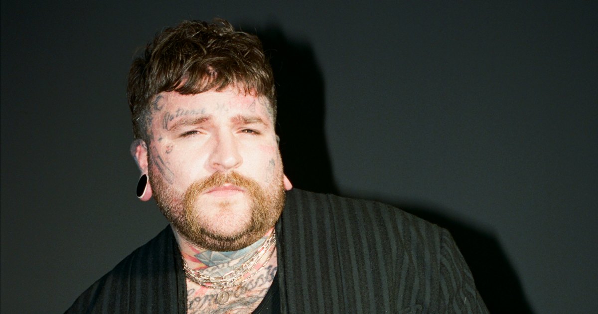 Teddy Swims Releases Break Up in Reverse Song After Split Teddy Swims Releases Break Up in Reverse Song After Split