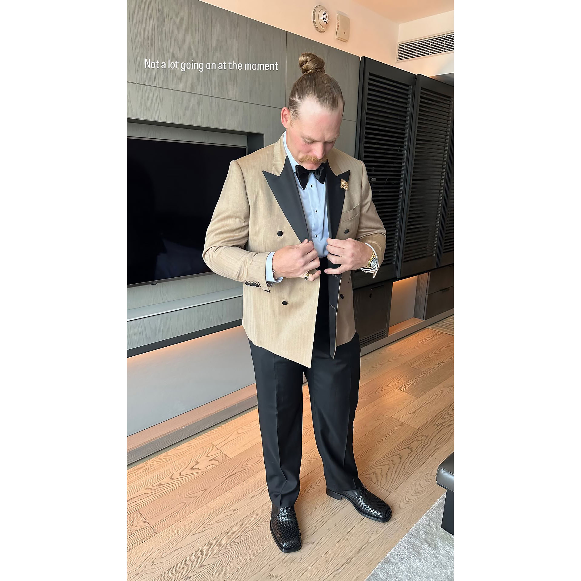 Travis Kelce's Friend Beau Allen Shows Off Tux Before Taylor Swift Wedding