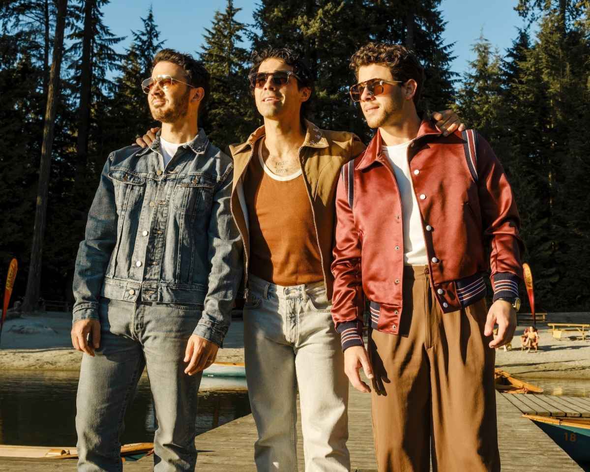 Kevin Jonas, Joe Jonas, Nick Jonas in Camp Rock 3