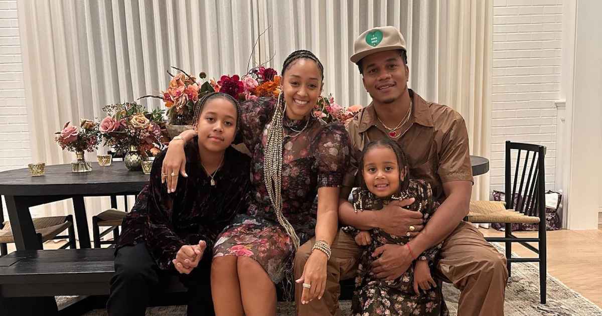 Tia Mowry and Ex-Husband Cory Hardrict Reach New Custody Deal 3 Years After Finalizing Divorce Tia Mowry and Ex-Husband Cory Hardrict Reach New Custody Deal 3 Years After Finalizing Divorce