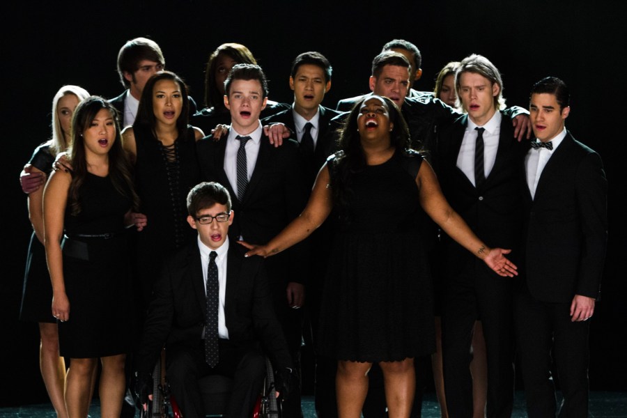 Glee Kevin McHale Slams Theory About Shows Curse After 3 Costars Died