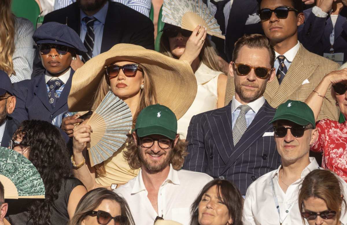 LONDON, ENGLAND - July 12: Jennifer Lopez and Tom Hiddleston in the stands watching Jannik Sinner of Italy playing Alexander Zverev of Germany in the Gentlemen's Singles Final on Centre Court at the All England Lawn Tennis and Croquet Club during the Wimbledon Lawn Tennis Championships on July 12th, 2026, in London, England. (Photo by Tim Clayton/Getty Images)