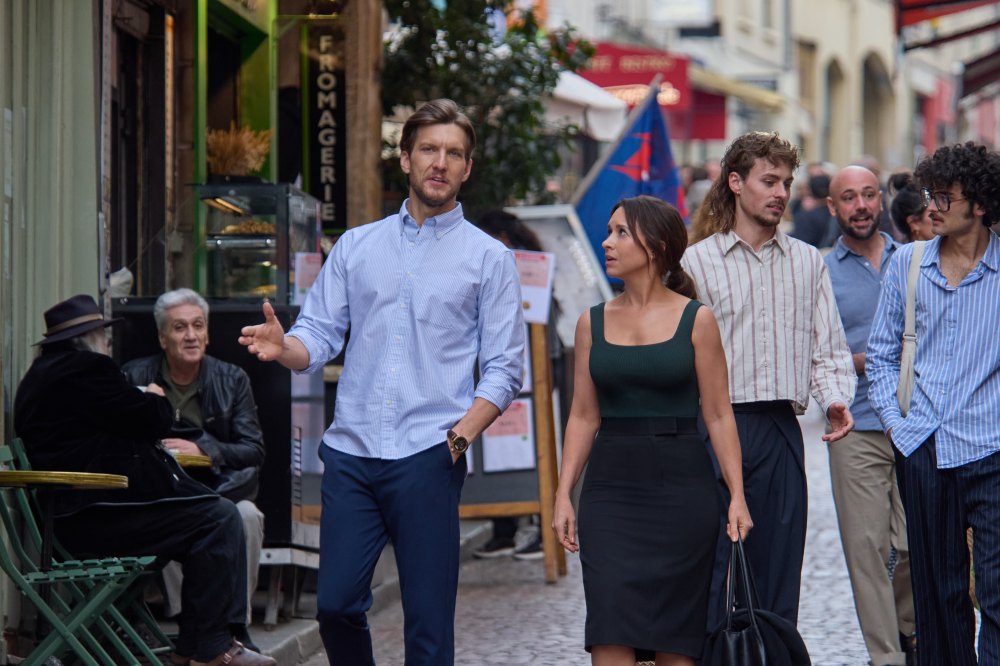 Scott Michael Foster Jokes About Competing With 3 Guys for Love in New Show