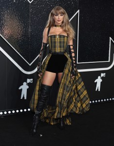 taylor-swift-2024-vmas-GettyImages-1821549131