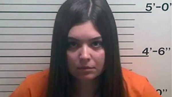 Former Substitute Teacher in Indiana Sent Nude Photos to Student, 14, and Told Him She Loved Him