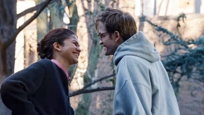 Zendaya, Robert Pattinson in The Drama