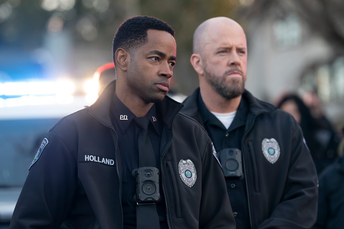 The Rookie's Jay Ellis Teases North Spinoff's Biggest Differences