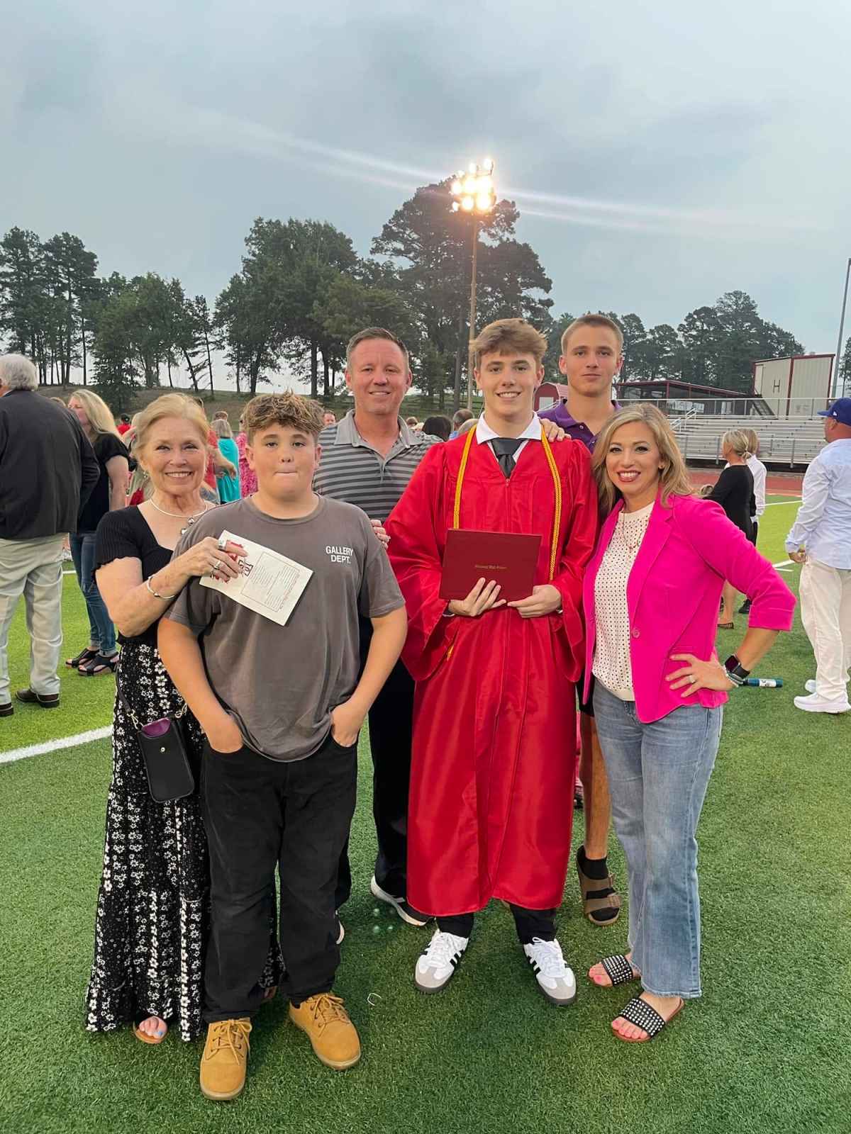 482053680_993680499392128_193685317270203018_n jenkins family.jpg