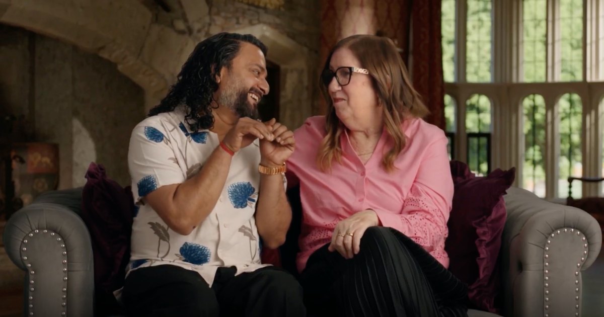 90 Day: The Last Resort’s Jenny and Sumit Role Play in Must-See Sex Therapy Session (Exclusive) 90 Day: The Last Resort’s Jenny and Sumit Role Play in Must-See Sex Therapy Session (Exclusive)