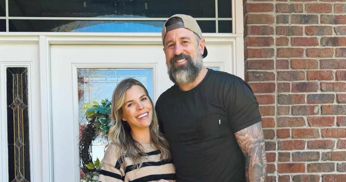 Aaron Rodgers’ Brother Luke and Wife Aimee Welcome Baby After Unexpected Family Reunion Aaron Rodgers’ Brother Luke and Wife Aimee Welcome Baby After Unexpected Family Reunion