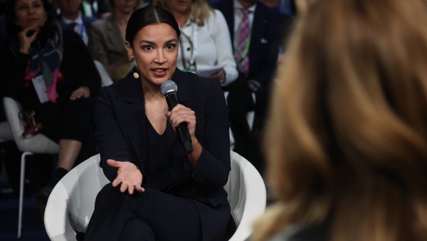 AOC-GettyImages-2261475851