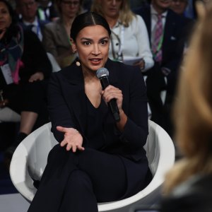 AOC-GettyImages-2261475851